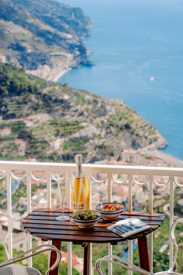 A Casa Di Nonna Marianna Acomodação com café da manhã Ravello Exterior foto